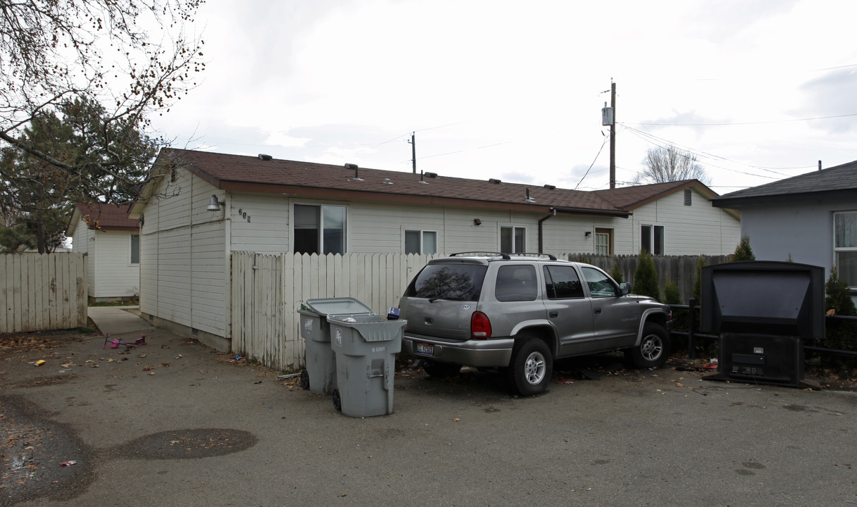 219 E Colorado Ave in Nampa, ID - Building Photo