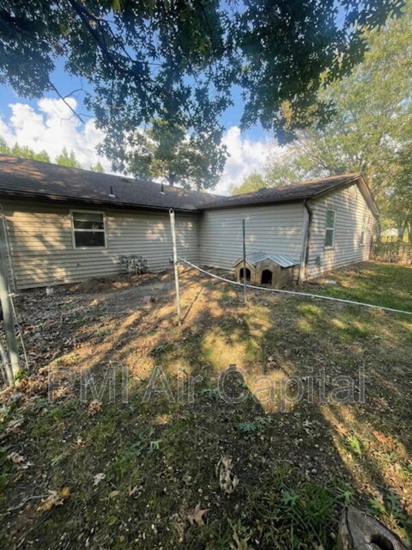 5755 Armstrong St in Wichita, KS - Building Photo - Building Photo