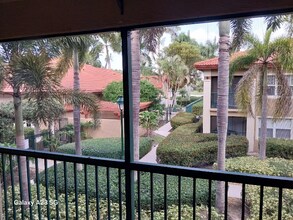 8950 Colonnades Ct E in Bonita Springs, FL - Building Photo - Building Photo