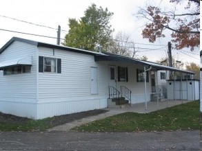 Brook Park Mobile Home Park in Cleveland, OH - Building Photo - Building Photo