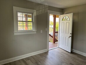 218 E Salisbury St-Unit -218-B E. SALISBURY ST in Asheboro, NC - Building Photo - Building Photo