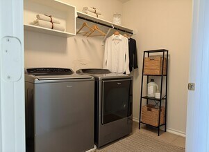 16623 Newglen Ln in Houston, TX - Building Photo - Building Photo