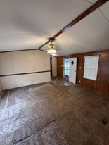 425 Lowe St in Deridder, LA - Building Photo