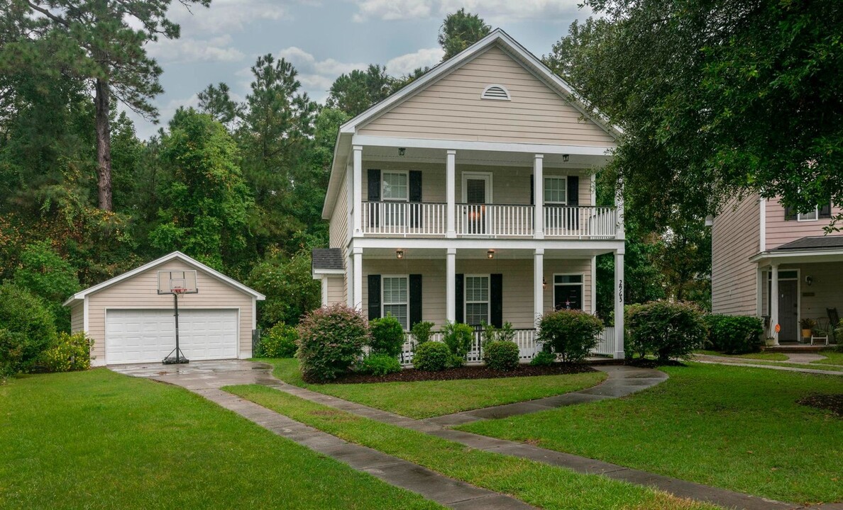 2963 Split Hickory Ct in Johns Island, SC - Foto de edificio