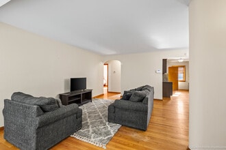 18531 Marshfield Ave in Homewood, IL - Building Photo - Building Photo