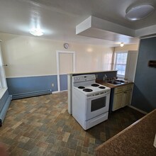 6149 Memorial Dr-Unit -4 in Lyndon, VT - Building Photo - Building Photo