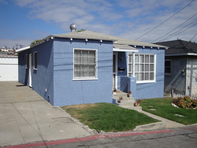 property at 812 Bard St
