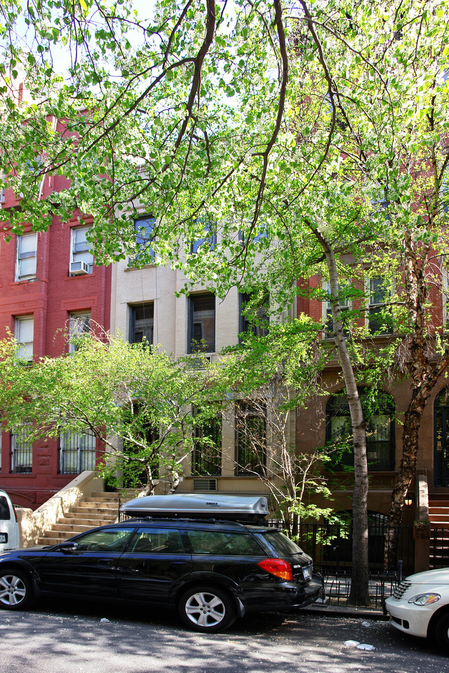 167 W 85th St in New York, NY - Foto de edificio - Building Photo