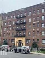 1116 Anna St in Elizabeth, NJ - Building Photo