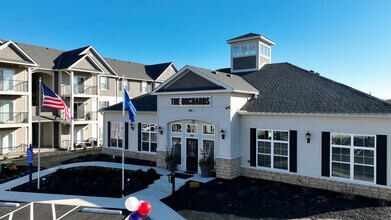 The Orchards Apartments in Lockbourne, OH - Foto de edificio - Building Photo