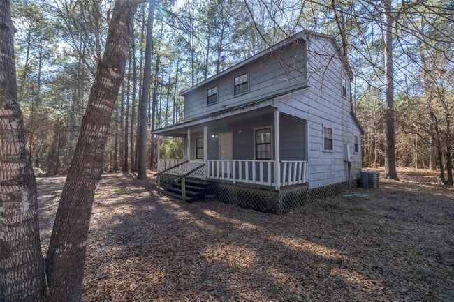 property at 2413 County Rd 2235