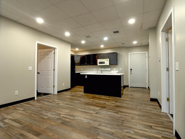 property at 101 1/2 N Mill St
