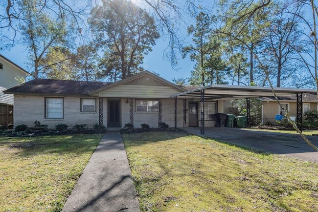 property at 1439 Richelieu Ln