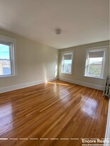 1330 Commonwealth Ave, Unit 31 in Boston, MA - Building Photo