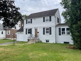 218 Ridge St in New Milford, NJ - Building Photo