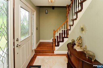 252 Hillside Ave in Paramus, NJ - Building Photo - Building Photo