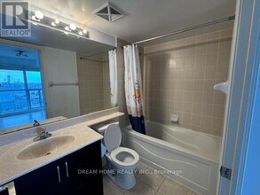 1404-1470 TOWN CENTRE Ct in Toronto, ON - Building Photo - Building Photo