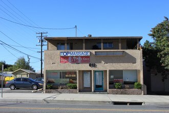 610-612 W Grand Blvd in Corona, CA - Foto de edificio - Building Photo