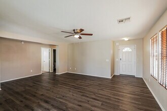8138 S Sunny Sky Pl in Tucson, AZ - Building Photo - Building Photo
