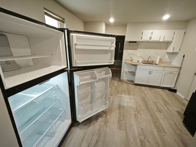 property at 612 W Garrison St