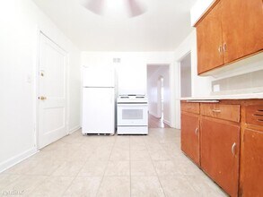 4522 N Teutonia Ave-Unit -Unit 3 in Milwaukee, WI - Building Photo - Building Photo