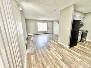 4502 Picturesque Cir in Colorado Springs, CO - Building Photo - Building Photo
