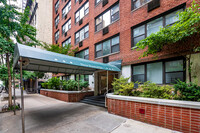 310-314 E 49th St in New York, NY - Foto de edificio - Building Photo