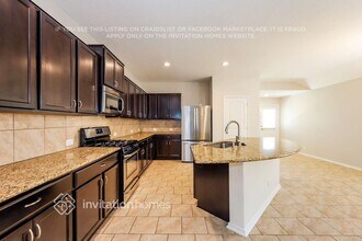 235 Elisabeth Run in San Antonio, TX - Building Photo - Building Photo