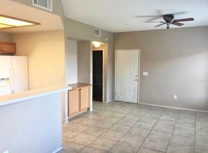 9580 W Reno Ave, Unit #119 in Las Vegas, NV - Building Photo - Building Photo