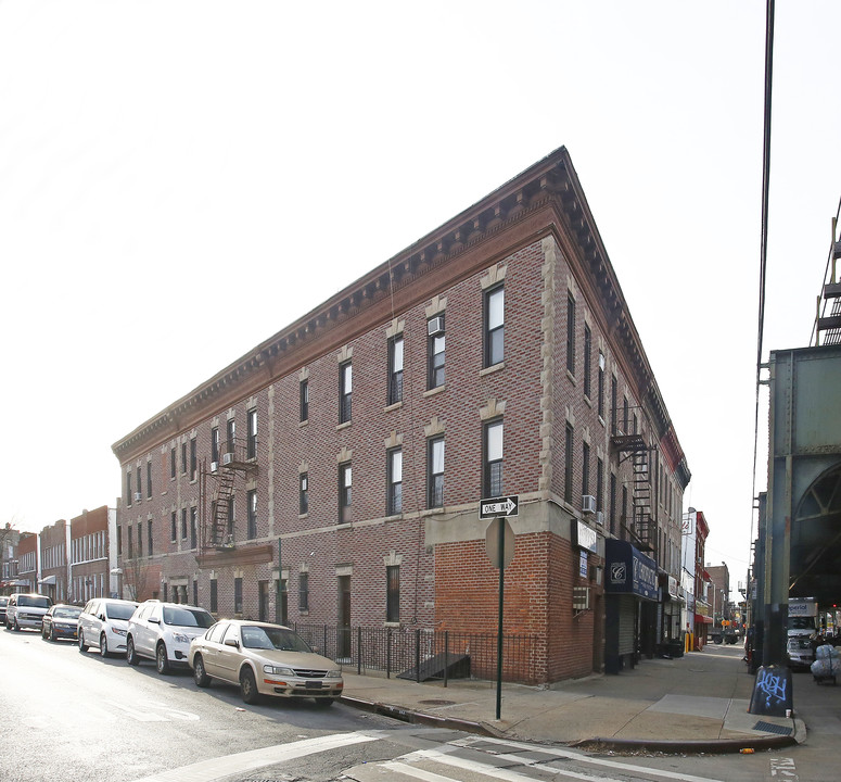 7401 New Utrecht Ave in Brooklyn, NY - Building Photo