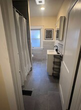 2121 Burnet Ave in Cincinnati, OH - Building Photo - Building Photo