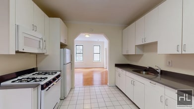 East 38th Street, Unit 5A in New York, NY - Building Photo - Building Photo