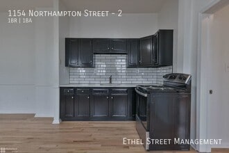 1154 Northampton St in Easton, PA - Building Photo - Building Photo