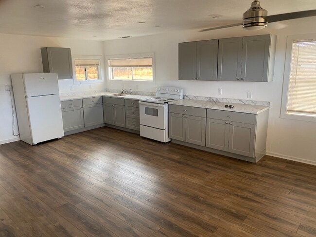 2539 Wheeler Ave in Oroville, CA - Building Photo - Building Photo