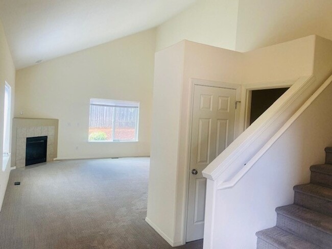 16418 NE 12th Ct in Ridgefield, WA - Building Photo - Building Photo
