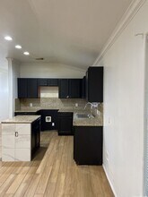 8111 Sanford St in Baytown, TX - Building Photo - Building Photo