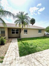 1102 SE 8th Terrace in Cape Coral, FL - Building Photo - Building Photo