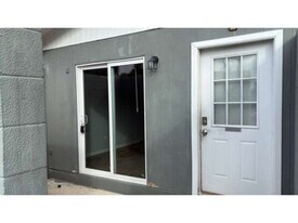 2421 Shannon Rd in Orlando, FL - Building Photo