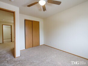 16404 NE 9th Way in Vancouver, WA - Building Photo - Building Photo