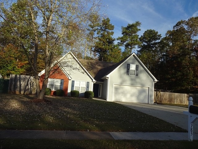 785 Mount Royal Cv