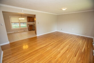 1122 Major Dr in Jefferson City, MO - Building Photo - Building Photo