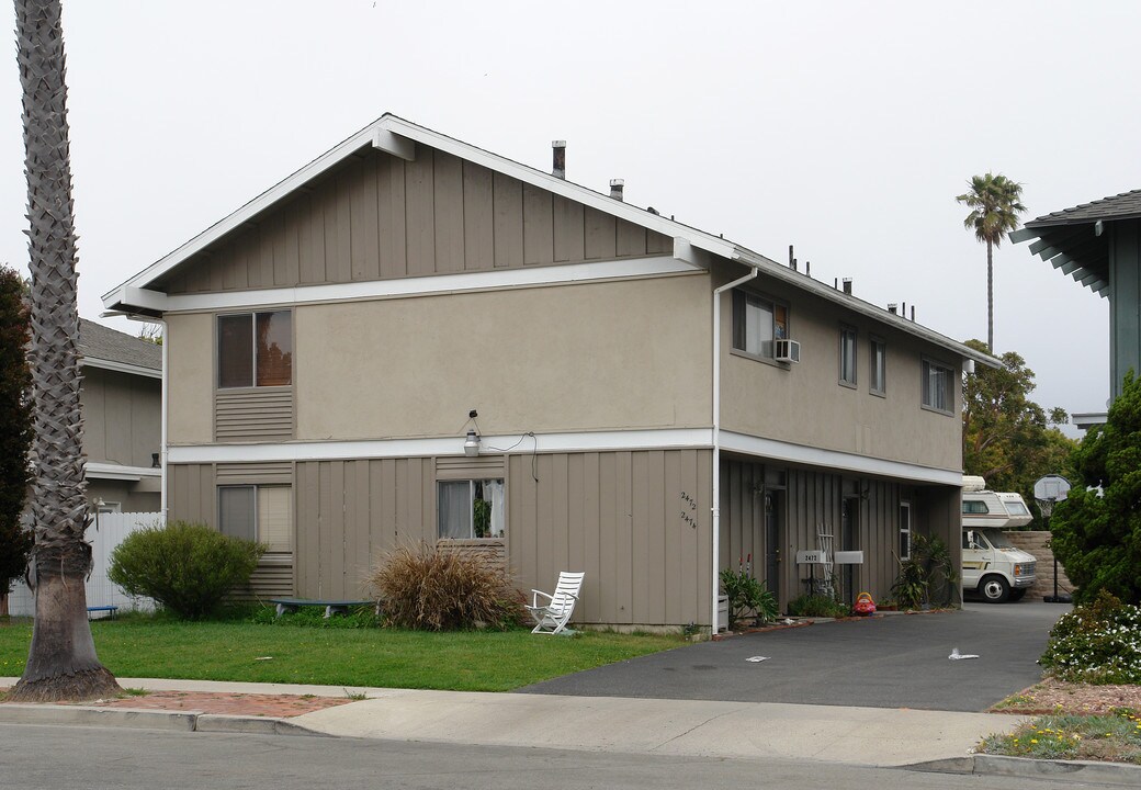 2472-2474 Seahorse Ave in Ventura, CA - Foto de edificio