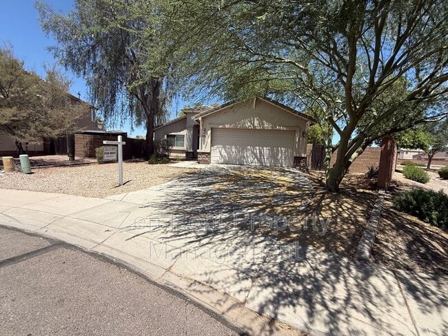 property at 33024 N Madison Way Dr