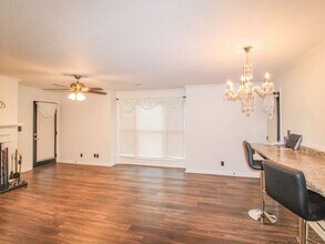 4923 7 Pine Cir in Huntsville, AL - Foto de edificio - Building Photo