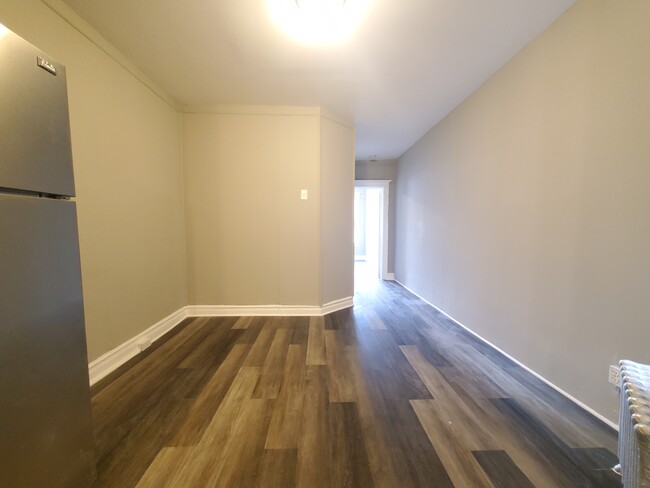 103 Romaine Ave, Unit 2 in Jersey City, NJ - Building Photo - Building Photo