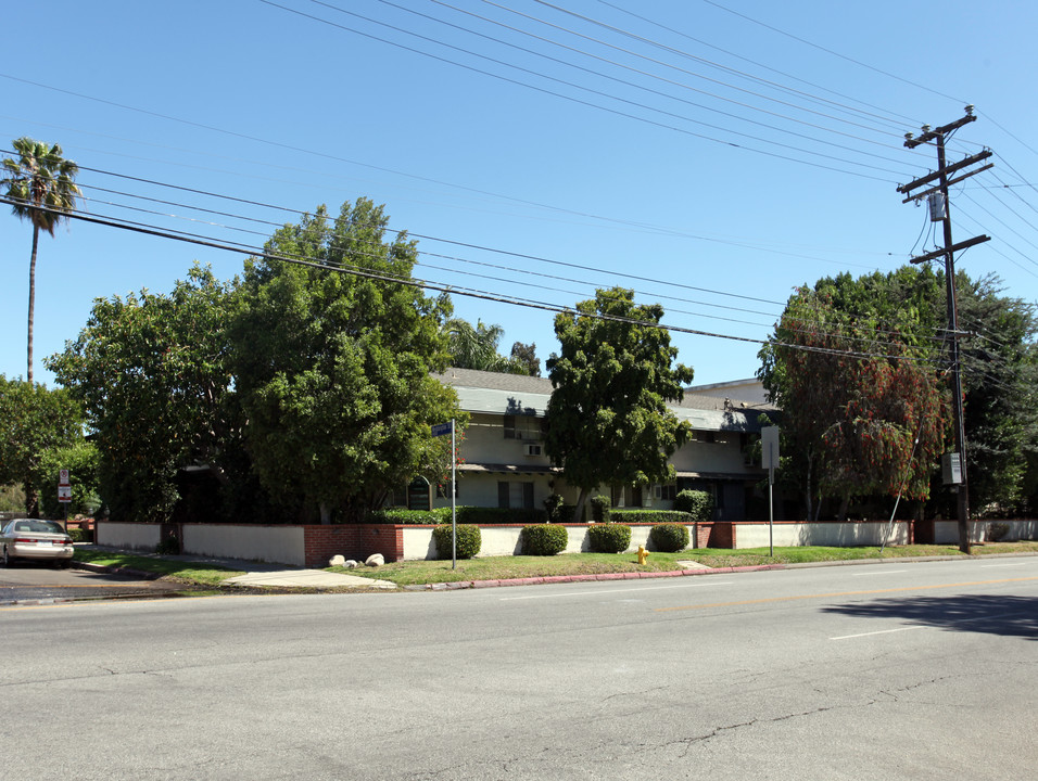 Weddington Apartments in Sherman Oaks, CA - Building Photo