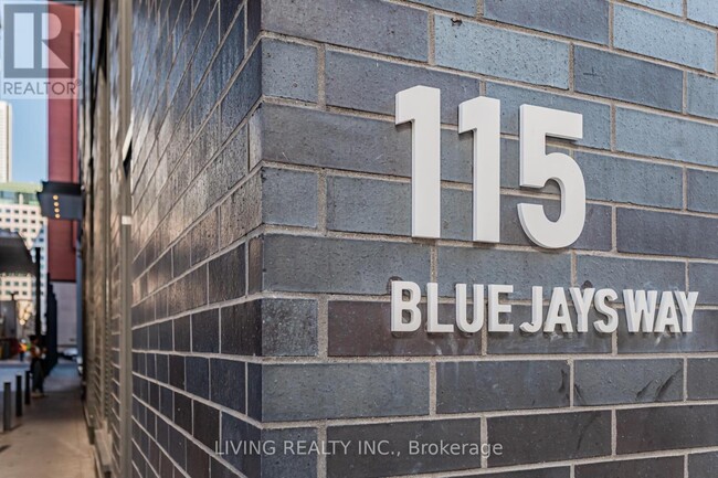 115-115 Blue Jays Way in Toronto, ON - Building Photo - Building Photo