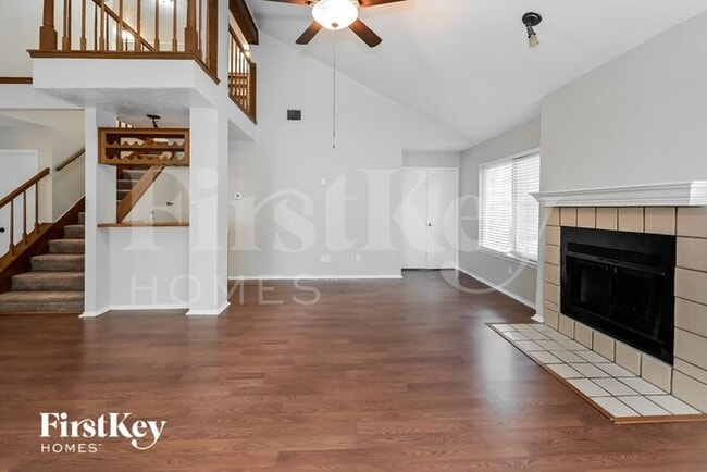 3223 Lake Stream Dr in Houston, TX - Building Photo - Building Photo