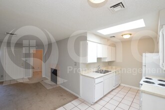 4820 N 89th Ave in Phoenix, AZ - Building Photo - Building Photo