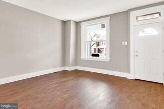 2447 Reel St in Harrisburg, PA - Foto de edificio - Building Photo